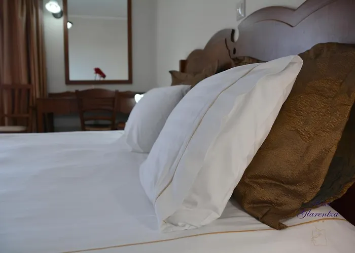 Glarentza Hotel 3*