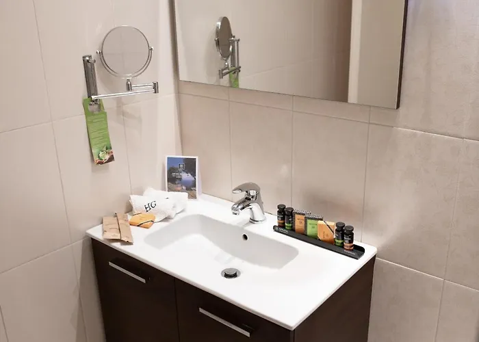 Glarentza Hotel