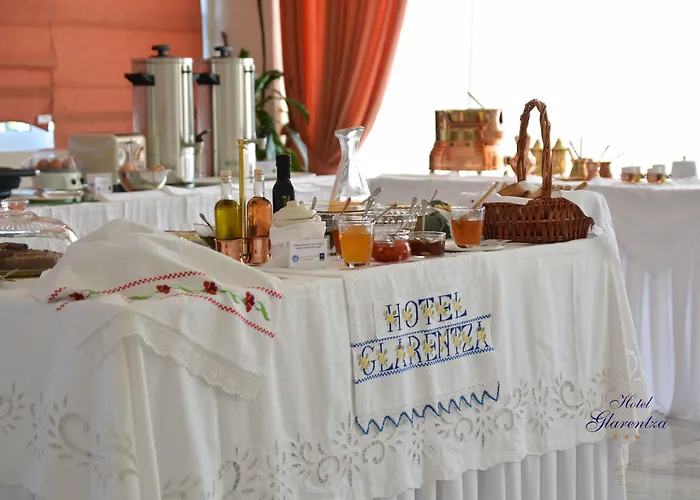 Glarentza Hotel