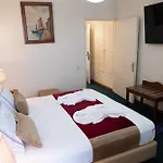 Hotel Glarentza 3*