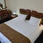 Glarentza Hotel