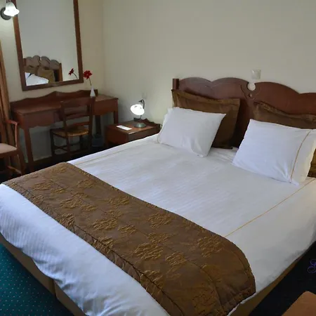 Glarentza 3*